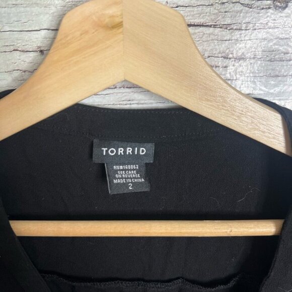 Torrid black blouse long sleeve top lace size 1x - Picture 4 of 7